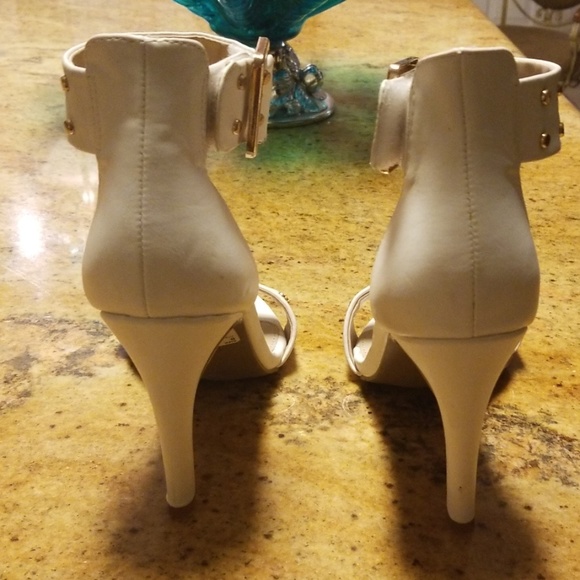 Shoes - Picture 3 of 3